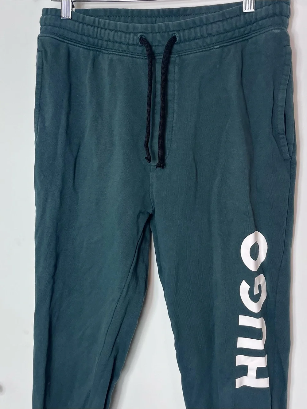 HUGO Boss Men’s Logo Graphic Joggers Sweatpants Dark Green Medium